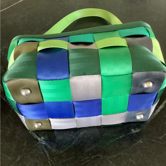 Harveys Vibrant Green and Blue Woven Shoulder Bag - Picture 4 of 4